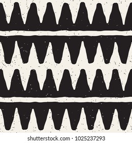 Hand drawn style abstract seamless pattern in black and white. Retro grunge freehand jagged lines texture.