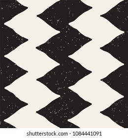 Hand drawn style abstract seamless pattern in black and white. Retro grunge freehand jagged lines texture.