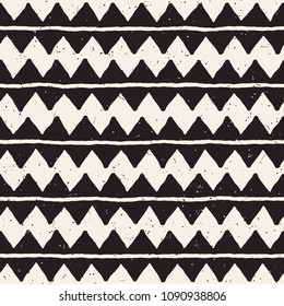 Hand drawn style abstract seamless pattern in black and white. Retro grunge freehand jagged lines texture.
