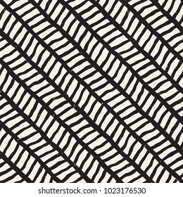 Hand drawn style seamless pattern. Abstract geometric tiling background in black and white. Vector stylish doodle line lattice
