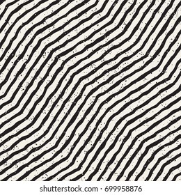 Hand drawn style seamless pattern. Abstract geometric tiling background in black and white. Vector stylish doodle line lattice