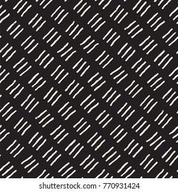 Hand drawn style seamless pattern. Abstract geometric tiling background in black and white. Vector stylish doodle line lattice