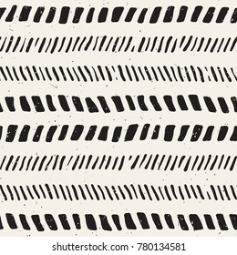 Hand drawn style seamless pattern. Abstract geometric tiling background in black and white. Vector stylish doodle line lattice