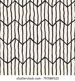 Hand drawn style seamless pattern. Abstract geometric tiling background in black and white. Vector stylish doodle line lattice