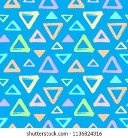 Hand drawn textured inverted rainbow colors triangles, pyramid seamless vector pattern. Brush, chalk drawn multicolor texture. Geometric chaotic doodle style colorful background, uneven, rough edges. 