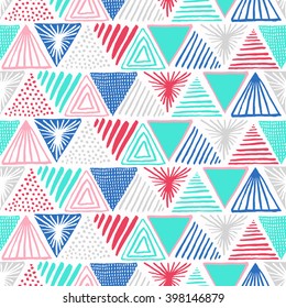 Hand drawn triangle seamless pattern. Vector illustration.