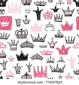 Hand drawn Various crowns set, vector illustration doodle cute style. 