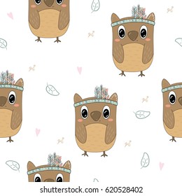 Hand drawn vector Cute seamless pattern with Cute owl.