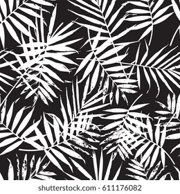 Hand drawn vector leaf seamless pattern. Abstract grunge texture background. Nature organic illustration. Black and white palm leaves pattern. Trendy background with palm texture. 