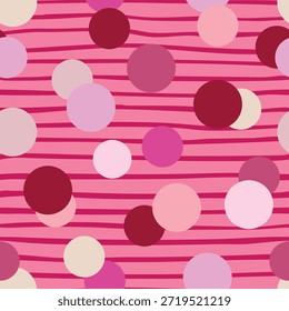 Dibujado a mano, líneas de Vertical con tonos rosados multicolores lunares sin patrón de repetición. Colocado al azar, manchas de Vector en el fondo rayado aop, por toda la impresión de la superficie.