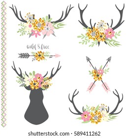  Hand drawn vintage set with animal horns with flowers and leaves with sparkles. Rustic style illustration in vector.