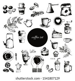 Handgezeichnete Vintage-Set-Vektorgrafiken von Kaffee und Tassen, Kuchen und Körnern, Kaffee-Baum, Beeren und Zimt. Eine Tasse Kaffee oder Latte oder Cappuccino und Tee. Stilstil