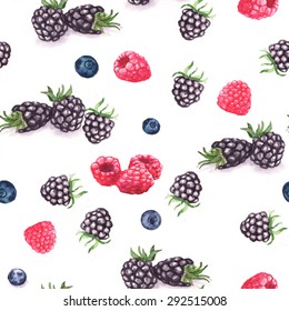 Hand drawn watercolor seamless repeated pattern with tasty berries: raspberry, blackberry and blueberry 