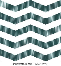 hand drawn zig zag seamless pattern