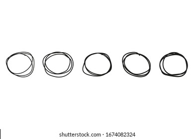 Hand drawning circle line sketch set.