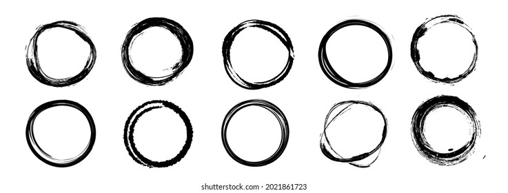 Conjunto de vector de esbozo de la línea de círculo de ahogamiento manual. Marcas más altas, trazos, diseño de pincel de arte alrededor de garabatos circulares garabatos de burbuja de grafiti o dibujo de bola para el logo y el texto.