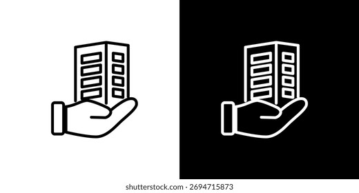  Mão segurando um ícone de edifício simbolizando o investimento imobiliário e a propriedade da propriedade