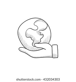 Mano sosteniendo el icono del esbozo del vector de la Tierra aislado en el fondo. Mano dibujada sujetando el icono de la Tierra. Mano sosteniendo el icono del sketch de la Tierra para infografía, sitio web o aplicación.