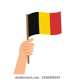 Hand, die eine Flagge Belgiens hält. Vektorgrafik der belgischen Flagge in flachem Stil einzeln auf weißem Hintergrund.