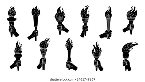 Mano sosteniendo la antorcha Conjunto de iconos de silueta. Símbolo deportivo, antorcha, llama. siluetas quemando antorchas llamas en manos aisladas en blanco. Ilustración vectorial dibujada a mano en blanco y negro