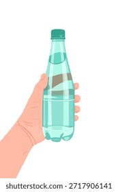 Mano que sostiene una botella de plástico transparente llena de agua mineral, que simboliza la hidratación y la salud