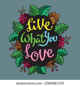 Tipografía con letras manuales de motivación positiva cita amor y espíritu, con fondo de doodle floral