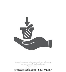 hand and shopping basket 