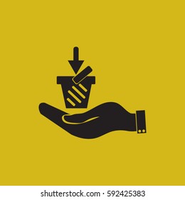 hand and shopping basket 