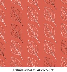 Padrão de outono desenhado à mão com folhas de bétula em um fundo vermelho claro em estilo de esboço. Queda fundo sem costura com elementos botânicos sutis desenhados à mão