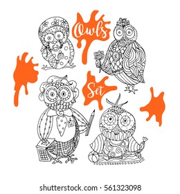 Handdrawn cute owls animal family with two kids, father and mother. Coloring page design template