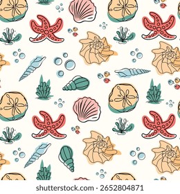 Desenhado à mão rabiscar sem emenda padrão de conchas coloridas, estrelas-do-mar, algas marinhas e bolhas em um fundo de creme. Perfeito para o verão, praia, oceano, ou aquático-temático projetos e decoração