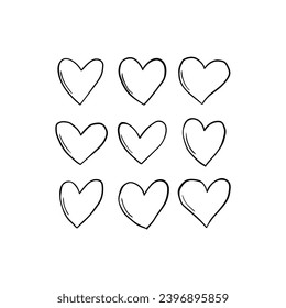 Un conjunto de corazones dibujados a mano aislados en un fondo blanco. Ilustración vectorial.