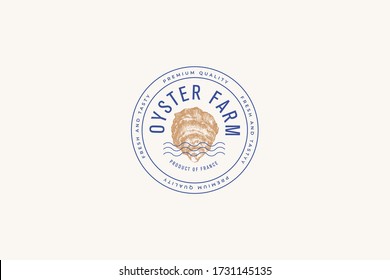 Ilustración vectorial de la concha de mejillón dibujada a mano. Plantilla de logotipo o impresión para un menú de un restaurante de pescado, mercado, comercio de mariscos. Emblema de lujo en el estilo grabado en un fondo claro.