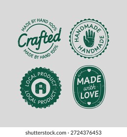 Rótulo de emblema artesanal e artesanal definido em estilo verde vintage. Coleção de selos desenhados à mão com texto como artesanal, artesanal, produto local e feito com amor. Perfeito para design de embalagem, marca, produtos orgânicos, rótulos ecológicos e marca artesanal. Ilustração vetorial.