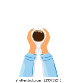 Las manos sostienen una taza de café caliente.