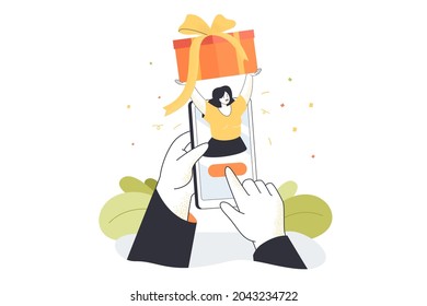 Manos pulsando el botón en el teléfono para enviar o recibir regalo en línea. Mujer sonriente en aplicación móvil en pantalla sosteniendo ilustración vectorial plana de caja de regalo. Tecnología, concepto de servicio de entrega para banner