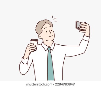 Un hombre de negocios guapo se toma un selfie con un smartphone. Ilustraciones de diseño vectorial de estilo dibujado a mano.