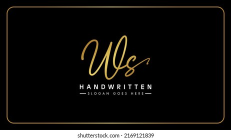 Letra inicial manuscrita plantilla de diseño del logotipo del vector WS.Letra elegante caligrafía del pincel letra w y letra s icono del monograma.Concepto de escritura a mano aislado en fondo negro.