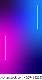 Für Nachtparty-Banner Elemente mit Halogen- oder LED-Leuchten. Rosa und blaue Neonhellröhren auf Wandhintergrund. Kopiert Platz. Farbige leuchtende Linien. 