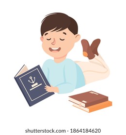 Niño feliz en el suelo y libro de lectura, niño en edad preescolar disfrutando de la literatura, niño en educación infantil Concepto de dibujo gráfico Ilustración vectorial