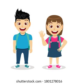 Feliz niño lindo, dos escolares y una chica