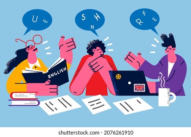 Felices estudiantes diversos con libros estudian en línea en laptop en grupo juntos. La gente sonriente disfruta aprendiendo inglés a distancia en el ordenador. Educación web, concepto de bloqueo. Ilustración vectorial. 