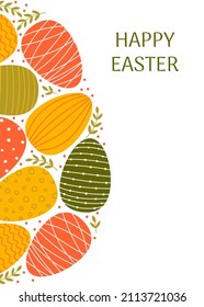 Frohe Ostergrußkartenvorlage. Ostereier und Äste in flachem Stil sind grün, gelb und rot dekoriert. 