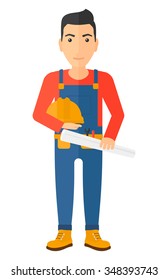 Un ingeniero feliz sostiene un sombrero duro y un plano retorcido en una ilustración de diseño plana vectorial de manos aislada en fondo blanco. Diseño vertical.