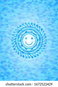 icono de la cara feliz dentro de un emblema azul claro realista. Fondo de mosaico