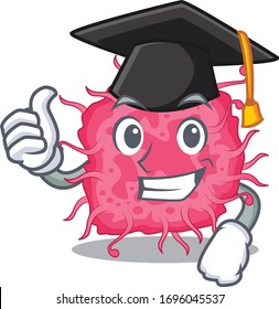 Schönes Gesicht pathogener Bakterien in schwarzem Graduierungsmütze für die Zeremonie