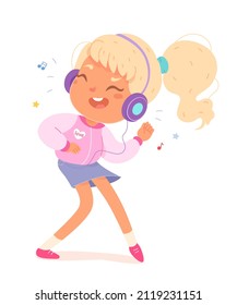 Chica feliz escuchando música en audífonos con ilustración de vector de baile. Joven caricaturista con audífonos disfrutando de una canción de moda, estudiante pequeño bailando con diversión y cantando aislado en blanco