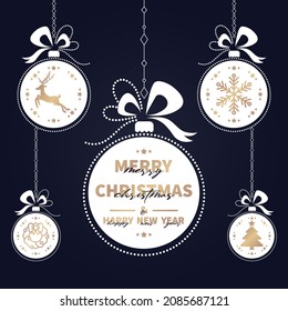 Frohes neues Jahr 2022. Vektor Weihnachtseinladungskarte aus fünf Weihnachtskugeln Spielzeug. 
Weihnachtsbaumschmuck dunkler, isolierter Hintergrund der Marine. Weihnachtsposter, Banner, Cover, Broschüre, Flyer.