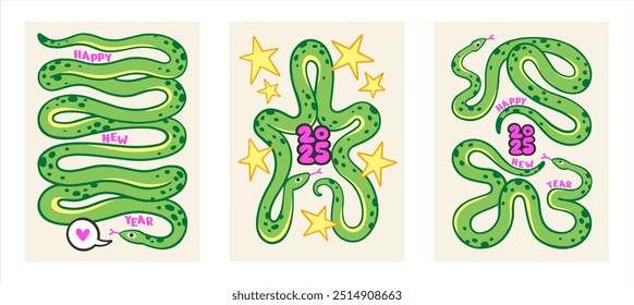 Cartões de felicitações feliz Ano Novo, cartazes retangulares conjunto, coleção. Várias cobras enroladas, símbolo do ano de 2025. Cartoon comix história em quadrinhos estilo bonito mão desenhado verde manchado serpentes com letras. 