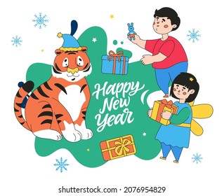 Happy New Year - moderne flache Design-Illustration. Glückliche Kinder, Mädchen, Junge und Tiger, Symbol von 2022, genießen die Winterferien zusammen. Geschenke, Spielzeug, Schneeflocken, Kostüme, Party.